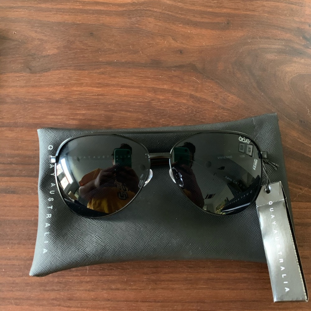 Quay aviator black sunglasses